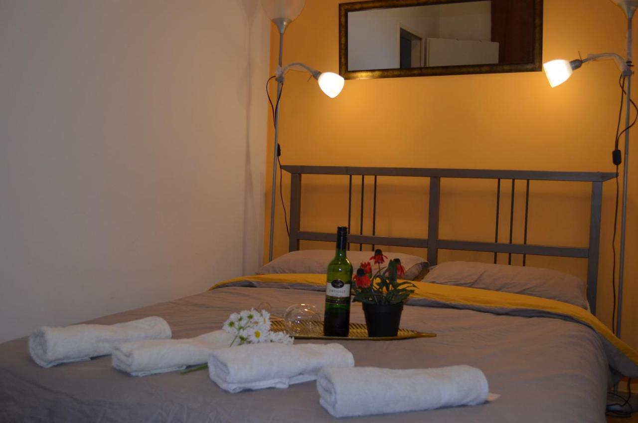 Citycenter Apartment Wina Bagian luar foto